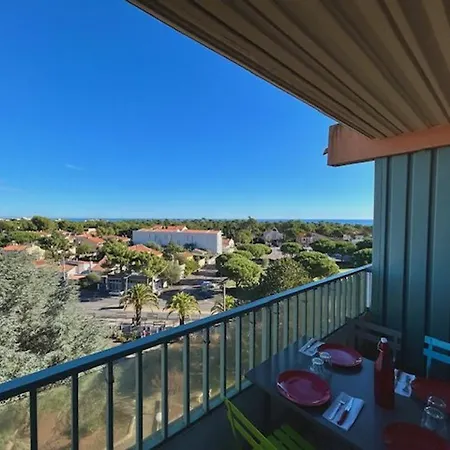 Appartement T2 Renove, Proche Plage, Parking Securise - Fr-1-388-154 *